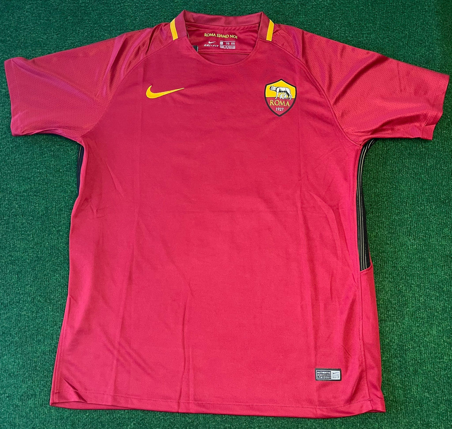 1º Equipación Roma 16/17