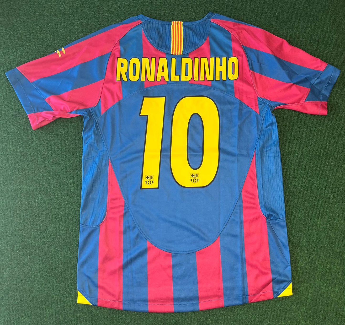 Equipación FC Barcelona Final Champions 05/06